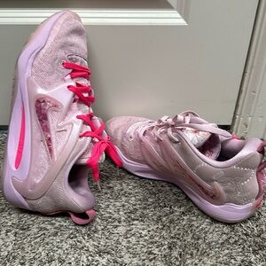 Nike KD15 Aunt Pearl